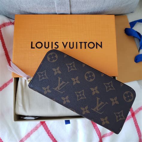 clutch louis vuitton replica|louis vuitton used clutch.